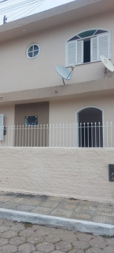 Casa - Aluguel - Magalh�es - Laguna - SC