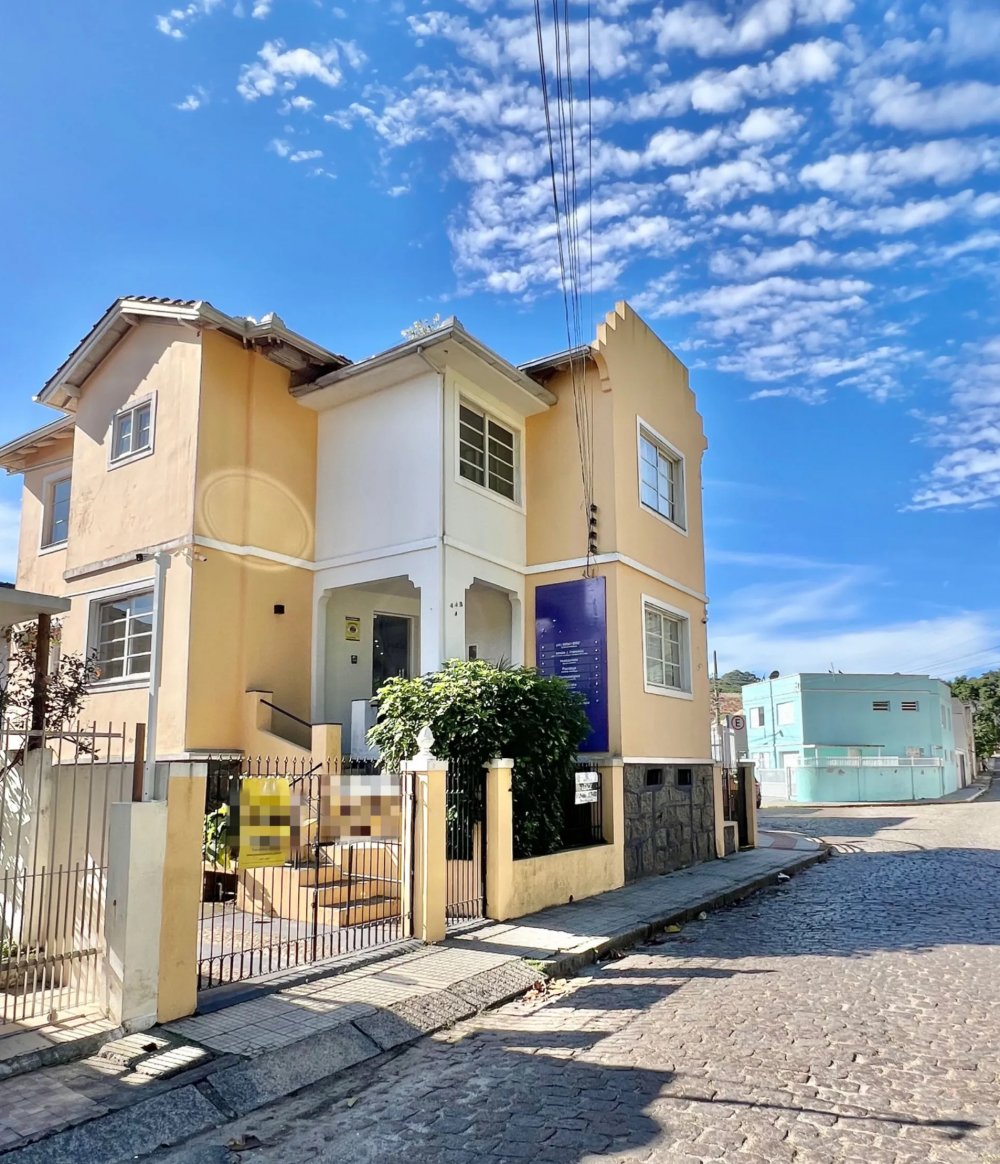 Casa Comercial - Venda - Centro - Laguna - SC